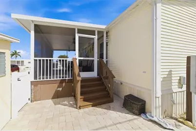 812 50th Avenue Terrace W, Bradenton, FL 34207 - Photo 10