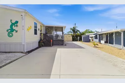 812 50th Avenue Terrace W, Bradenton, FL 34207 - Photo 4