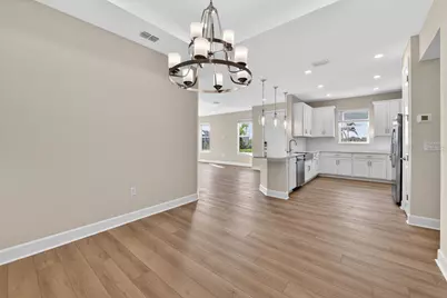 7483 Moonbeam Avenue, Sarasota, FL 34241 - Photo 12