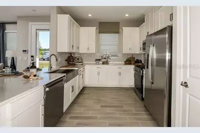 7483 Moonbeam Avenue, Sarasota, FL 34241 - Photo 6