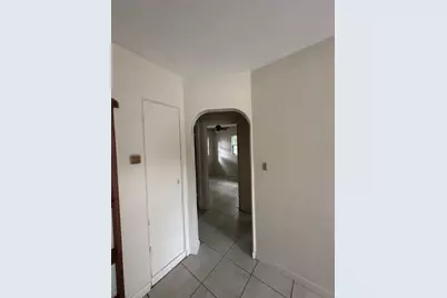 1037 40th Street, Sarasota, FL 34234 - Photo 8