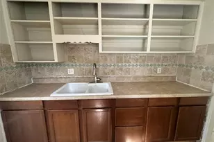 1037 40th St, Sarasota, FL 34234 - Photo 6