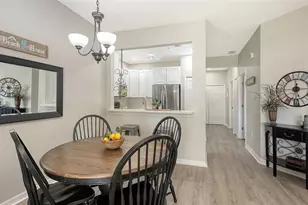 4303 Via Piedra Cir, Sarasota, FL 34233 - Photo 14