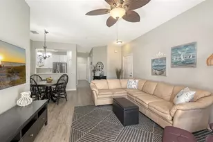 4303 Via Piedra Cir, Sarasota, FL 34233 - Photo 4