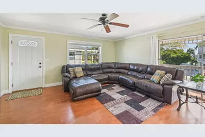 2908 Avenue C, Holmes Beach, FL 34217 - Photo 4