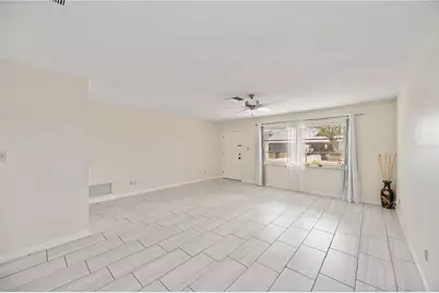 181 Sandhurst Drive, Venice, FL 34293 - Photo 4