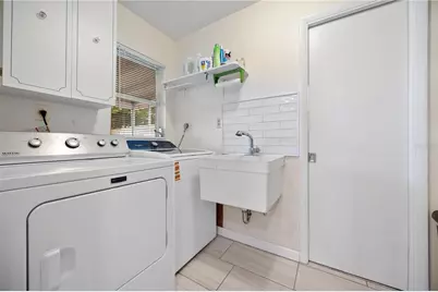 181 Sandhurst Drive, Venice, FL 34293 - Photo 24