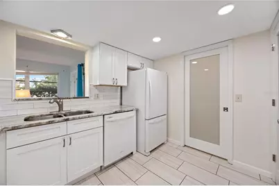 181 Sandhurst Drive, Venice, FL 34293 - Photo 18