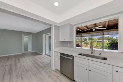 3304 Kenmore Drive, Sarasota, FL 34231 - Photo 18