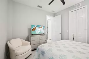 2946 Trustee Ave, Sarasota, FL 34243 - Photo 16