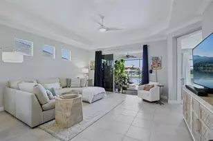 2946 Trustee Ave, Sarasota, FL 34243 - Photo 4