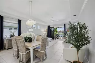 2946 Trustee Ave, Sarasota, FL 34243 - Photo 6