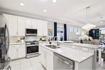 2946 Trustee Avenue, Sarasota, FL 34243 - Photo 10