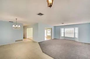 7207 11th Ave W, Bradenton, FL 34209 - Photo 4