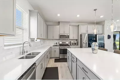 4760 Crestpoint Way, Palmetto, FL 34221 - Photo 8