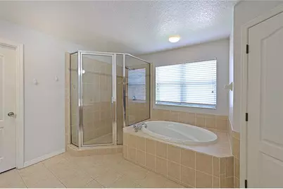 8852 Founders Circle, Palmetto, FL 34221 - Photo 16