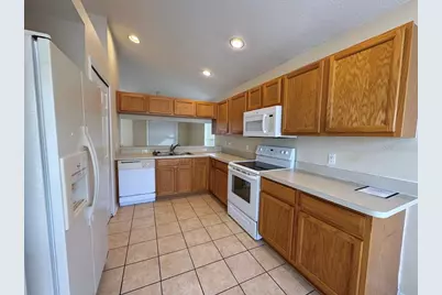 13408 Teaberry Lane, Spring Hill, FL 34609 - Photo 12