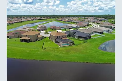 8031 111th Terrace E, Parrish, FL 34219 - Photo 4