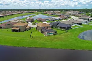 8031 111th Terrace E, Parrish, FL 34219 - Photo 4