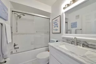 946 Sandpiper Cir, Bradenton, FL 34209 - Photo 24