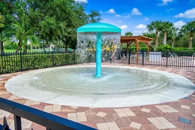 819 Fairwaycove Lane #203, Bradenton, FL 34212 - Photo 12