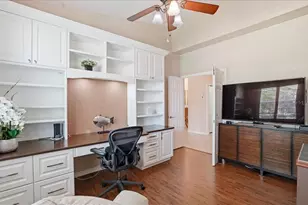 4246 65th Pl E, Sarasota, FL 34243 - Photo 26