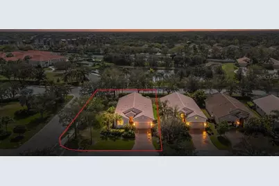 4246 65th Place E, Sarasota, FL 34243 - Photo 2