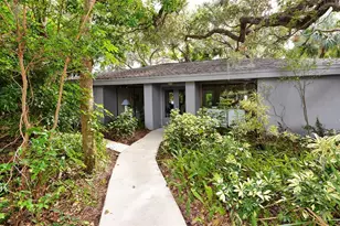 1200 E Peppertree Ln, Sarasota, FL 34242 - Photo 26