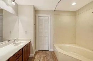 4767 Oak Hill Ct, Sarasota, FL 34232 - Photo 24