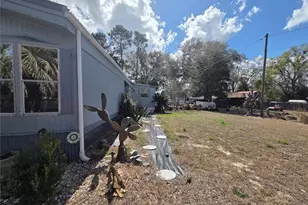 8956 SE 143rd Ln, Summerfield, FL 34491 - Photo 2