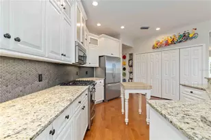 5149 Far Oak Cir, Sarasota, FL 34238 - Photo 12