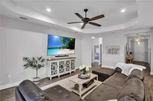 7798 Ridgelake Cir, Bradenton, FL 34203 - Photo 6