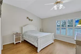 2215 Worthington Greens Dr, Sun City Center, FL 33573 - Photo 34