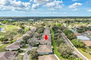 2215 Worthington Greens Dr, Sun City Center, FL 33573 - Photo 10