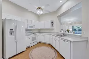 2215 Worthington Greens Dr, Sun City Center, FL 33573 - Photo 30