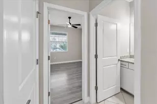 5157 Coral Reef Wy, Bradenton, FL 34211 - Photo 4