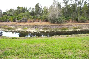 204 Silver Lake Dr, Venice, FL 34292 - Photo 8