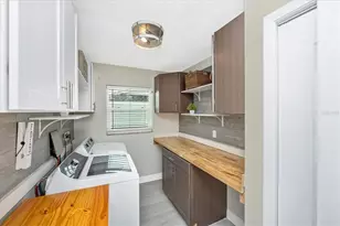 2920 Captiva Dr, Sarasota, FL 34231 - Photo 38