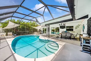 2920 Captiva Dr, Sarasota, FL 34231 - Photo 44
