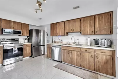 1602 Dower Way, Sun City Center, FL 33573 - Photo 18