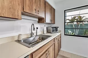 1602 Dower Way, Sun City Center, FL 33573 - Photo 20