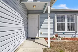 123 NW 9th St, Cape Coral, FL 33993 - Photo 2