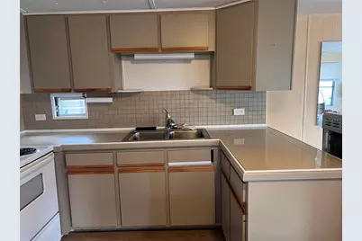 1411 21st Avenue Drive W, Bradenton, FL 34205 - Photo 8