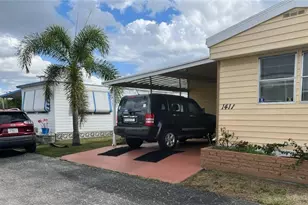 1411 21st Ave Dr W, Bradenton, FL 34205 - Photo 2