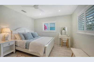 2323 Grove Street, Sarasota, FL 34239 - Photo 18