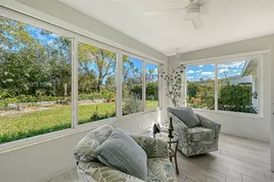 2323 Grove St, Sarasota, FL 34239 - Photo 12