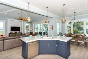 903 Gulf Dr S, Bradenton Beach, FL 34217 - Photo 16