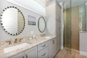 903 Gulf Dr S, Bradenton Beach, FL 34217 - Photo 34