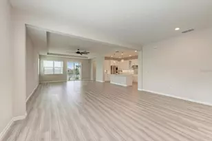 3519 74th Ave Cir E, Sarasota, FL 34243 - Photo 8