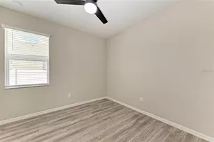 3519 74th Ave Cir E, Sarasota, FL 34243 - Photo 12